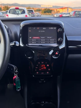 Toyota Aygo VVT-i Limited/Камера/Климатроник/Мултиволан/Медия, снимка 13