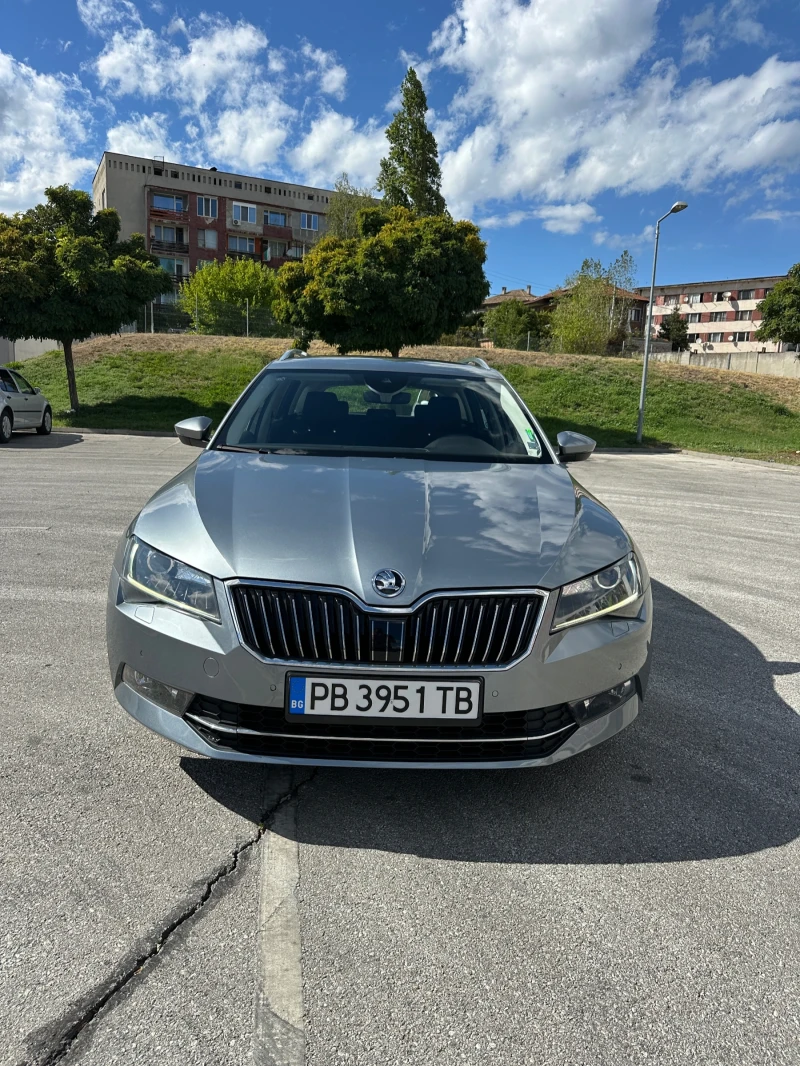 Skoda Superb, снимка 2 - Автомобили и джипове - 47580063