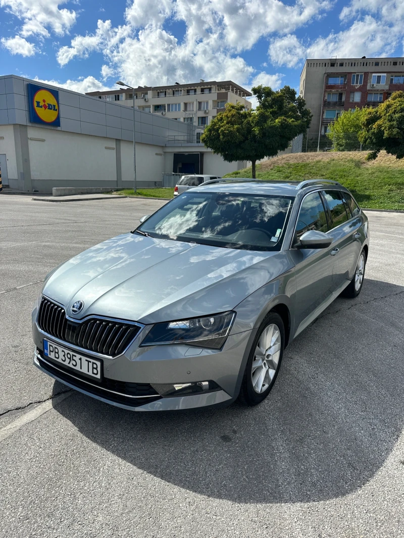 Skoda Superb, снимка 3 - Автомобили и джипове - 47580063