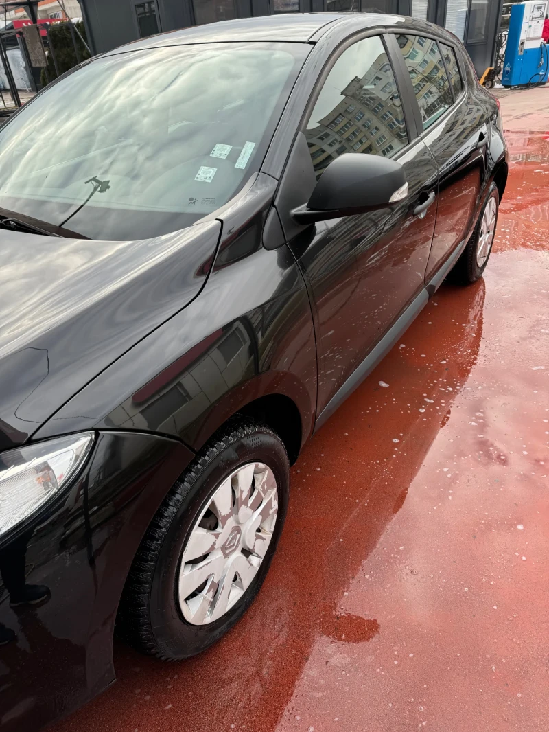 Renault Megane, снимка 5 - Автомобили и джипове - 48841939