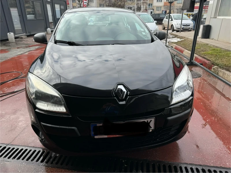 Renault Megane, снимка 1 - Автомобили и джипове - 48841939