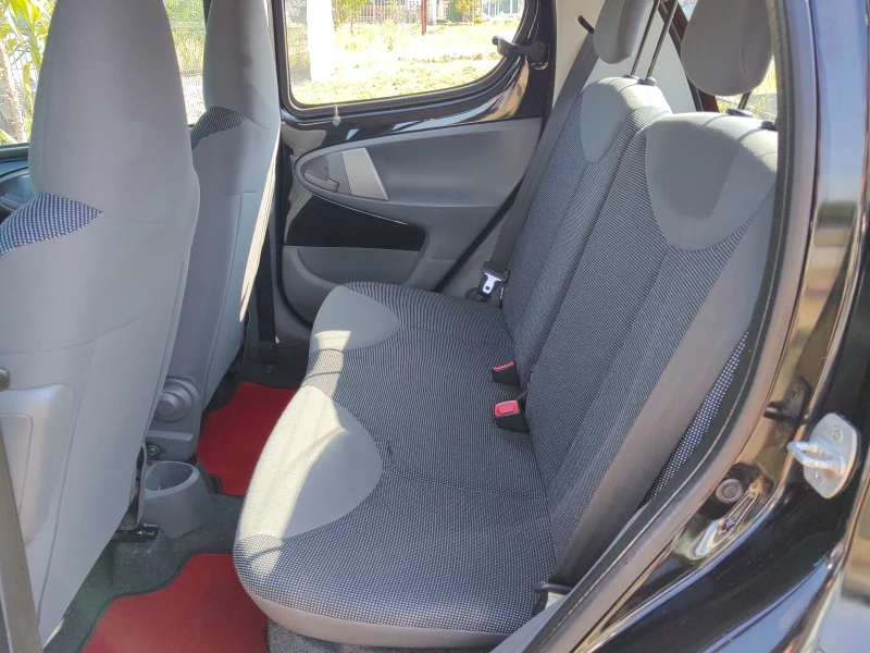 Peugeot 107 1.0i.    70ps, снимка 14 - Автомобили и джипове - 50707982