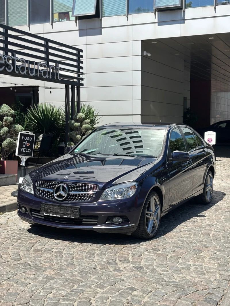 Mercedes-Benz C 200 НОВ ВНОС / AMG LINE / НАВИ / ТОП СЪСТОЯНИЕ, снимка 2 - Автомобили и джипове - 51543676
