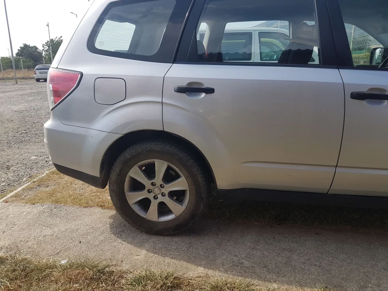 Subaru Forester 2.0X Швейцария , снимка 4 - Автомобили и джипове - 51671703