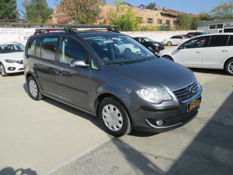 VW Touran 1.6I-GAZ, снимка 2 - Автомобили и джипове - 52289926