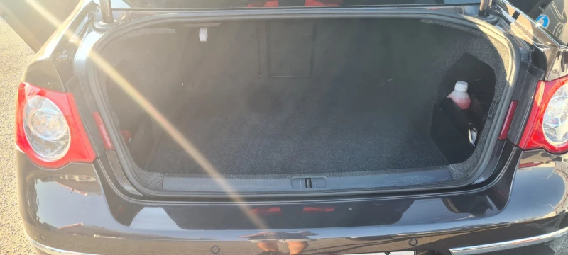 VW Passat 2.0 FSI, снимка 4 - Автомобили и джипове - 52398566
