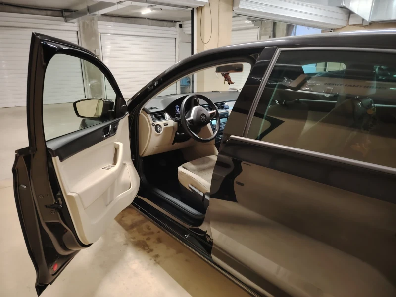 Skoda Rapid 1.2 MPI LPG BRC, снимка 6 - Автомобили и джипове - 52773157