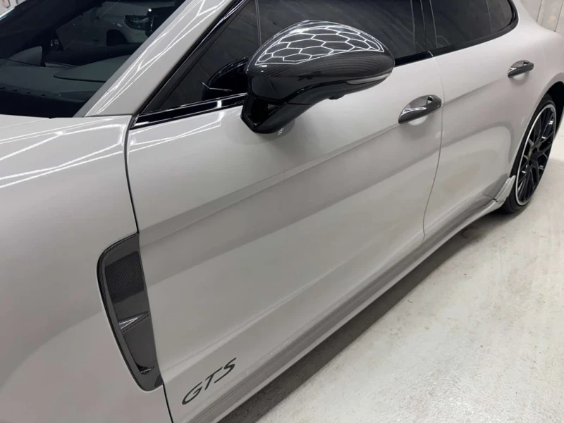 Porsche Panamera * GTS * CARFAX * БЕЗ ПЪРВОНАЧАЛНА ВНОСКА, снимка 11 - Автомобили и джипове - 53079485