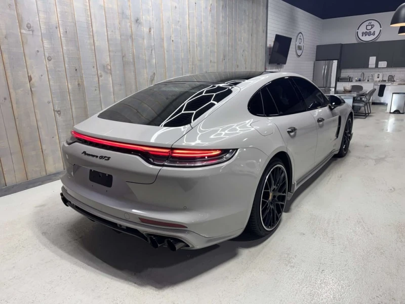 Porsche Panamera * GTS * CARFAX * БЕЗ ПЪРВОНАЧАЛНА ВНОСКА, снимка 6 - Автомобили и джипове - 53079485