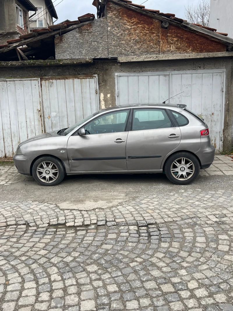 Seat Ibiza, снимка 3 - Автомобили и джипове - 53382600