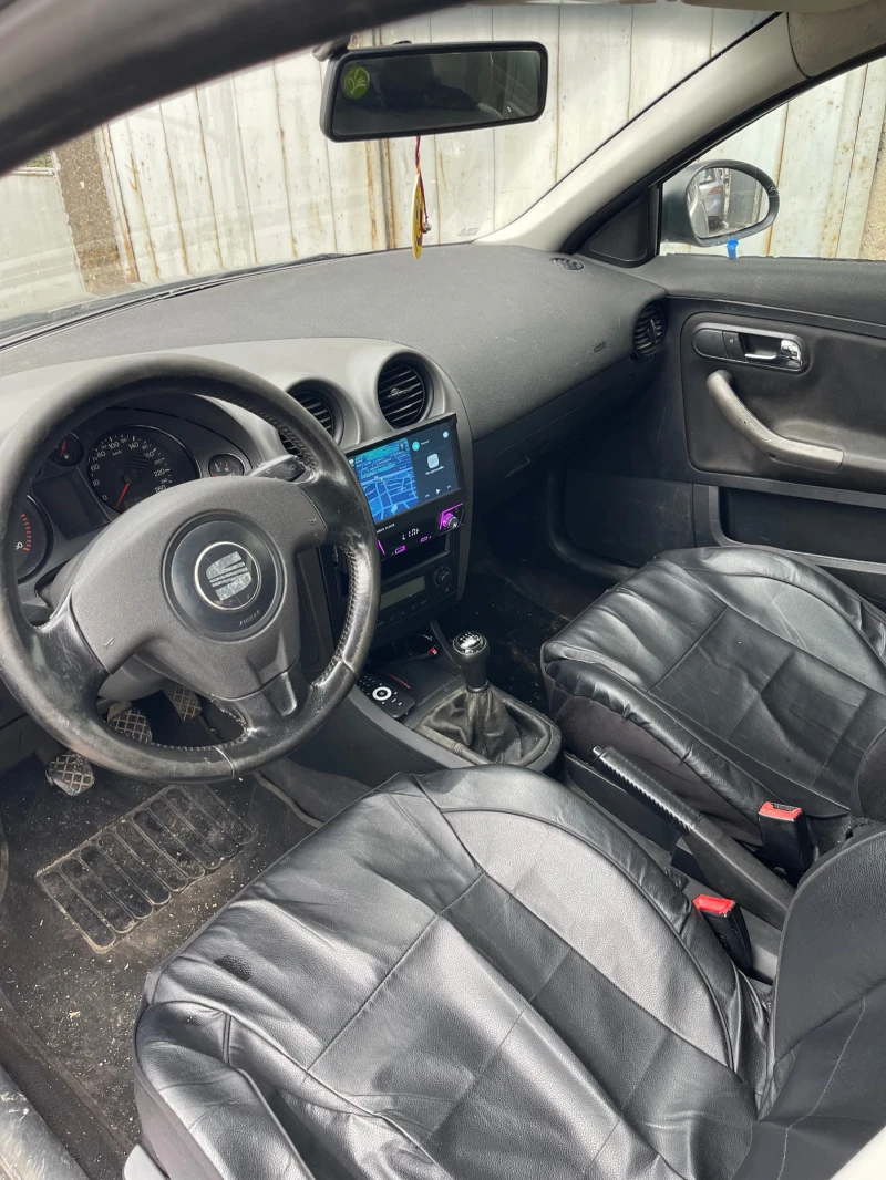 Seat Ibiza, снимка 5 - Автомобили и джипове - 53382600