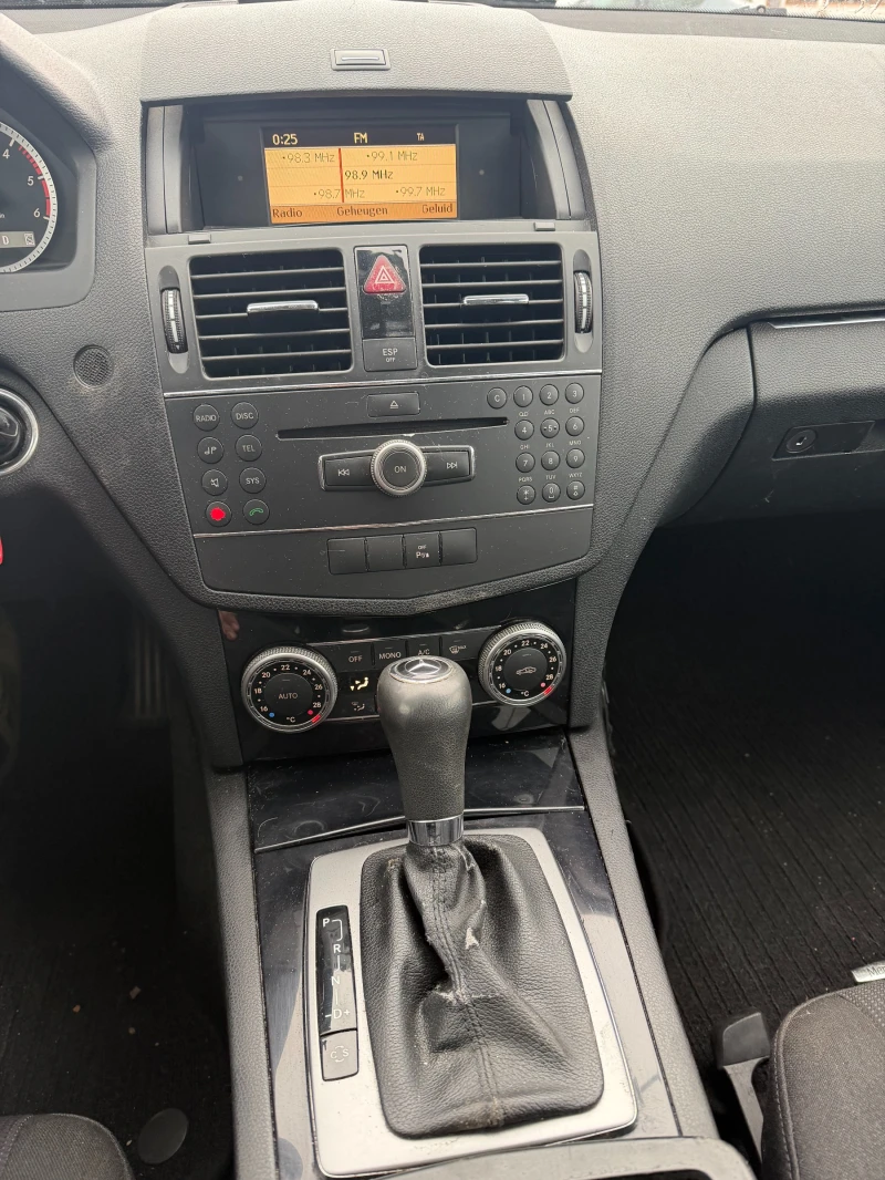 Mercedes-Benz C 200 CDI AVTOMAT/NAVI EURO 4, снимка 12 - Автомобили и джипове - 53510674