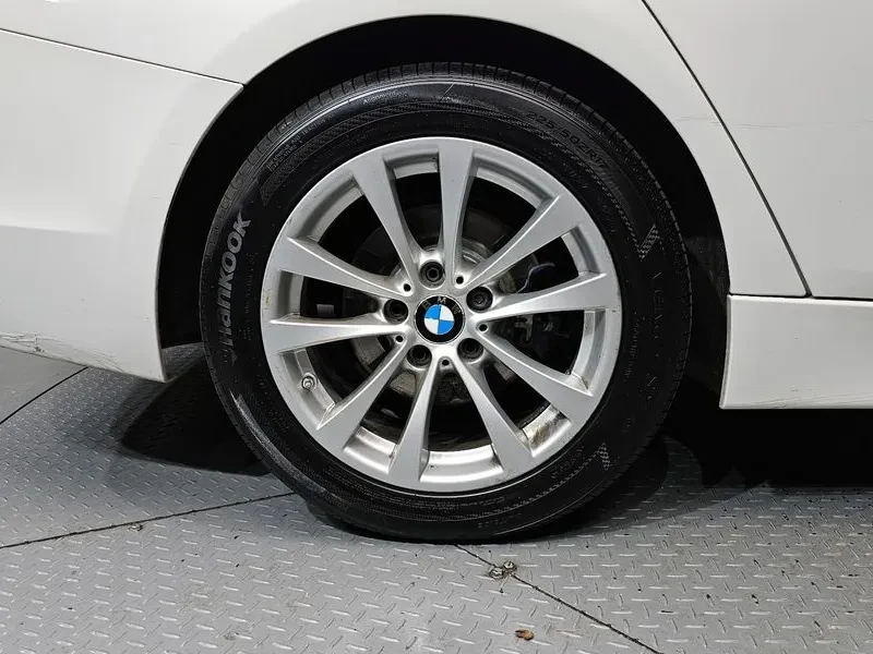 BMW 320 d, снимка 5 - Автомобили и джипове - 54592561