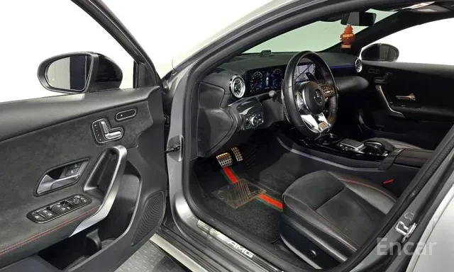 Mercedes-Benz A45 AMG 4MATIC+ * ПАНОРАМА * HEAD UP * , снимка 6 - Автомобили и джипове - 55892421
