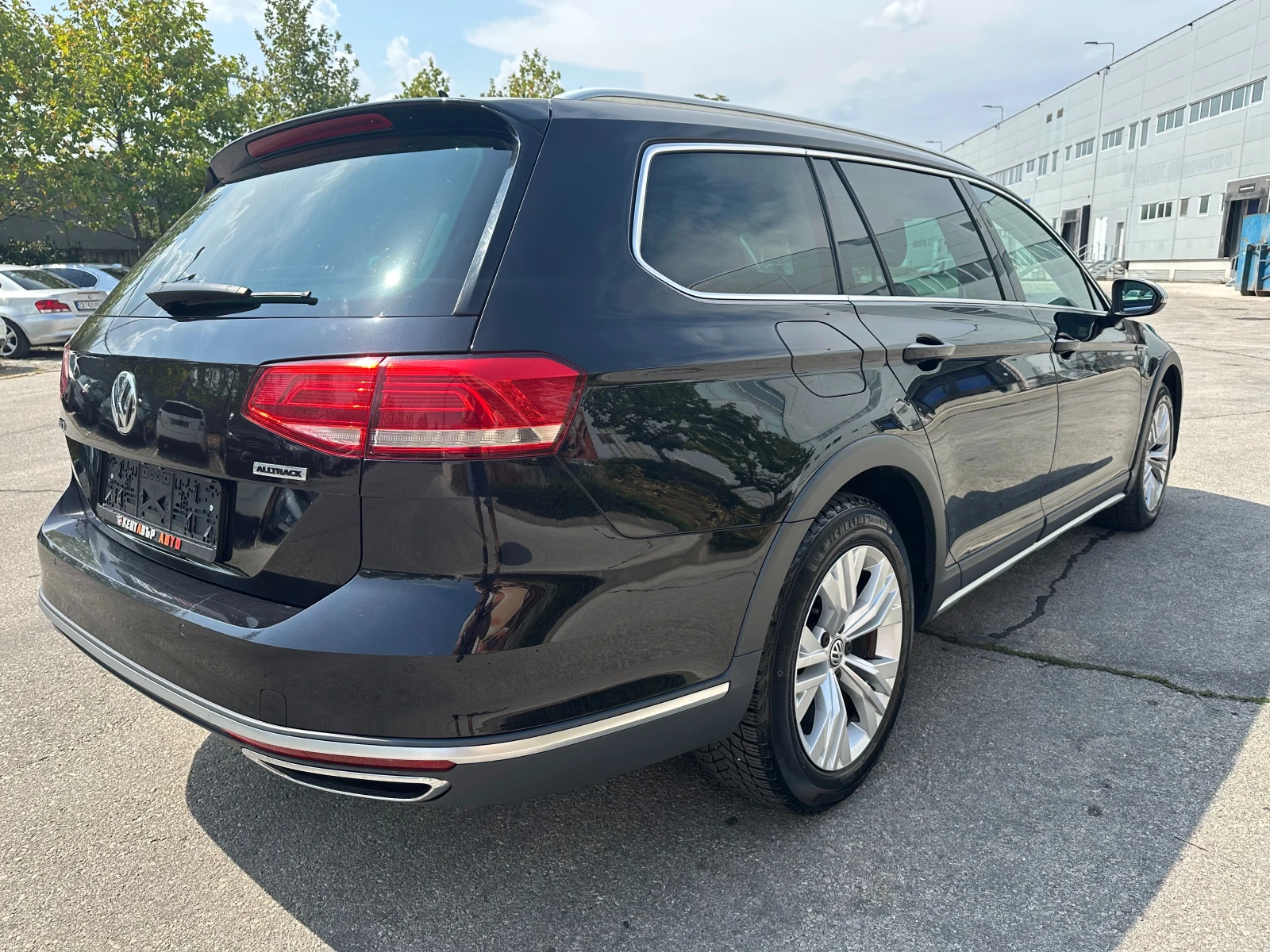 VW Alltrack 2.0TDI 190к.с. 4х4 - изображение 4