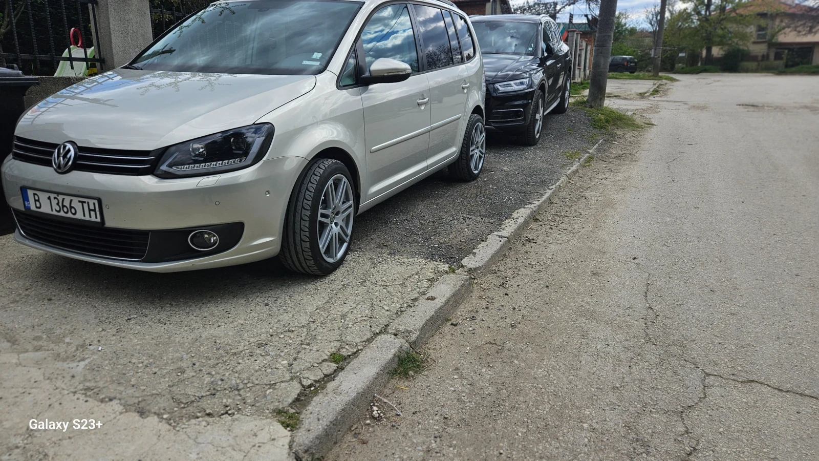 VW Touran 2.0 - изображение 3