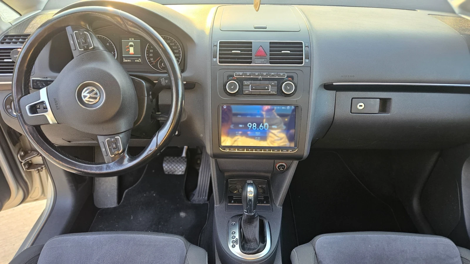 VW Touran 2.0cc 140hp - изображение 10