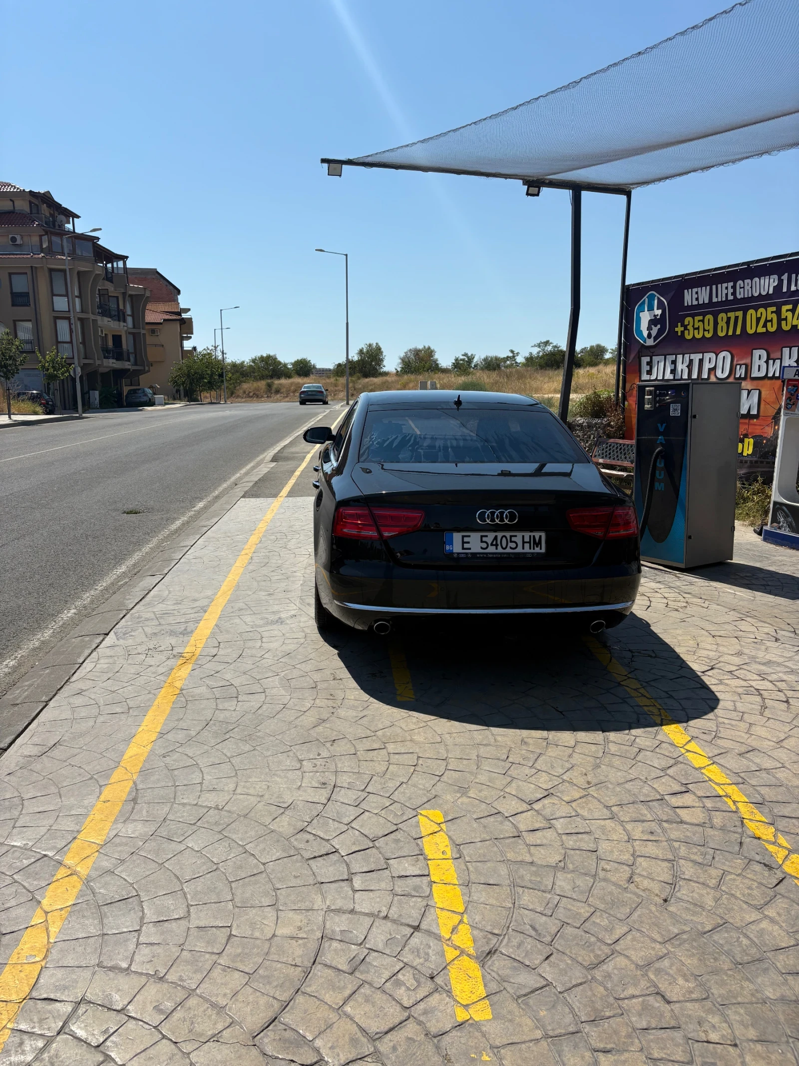 Audi A8  - изображение 2
