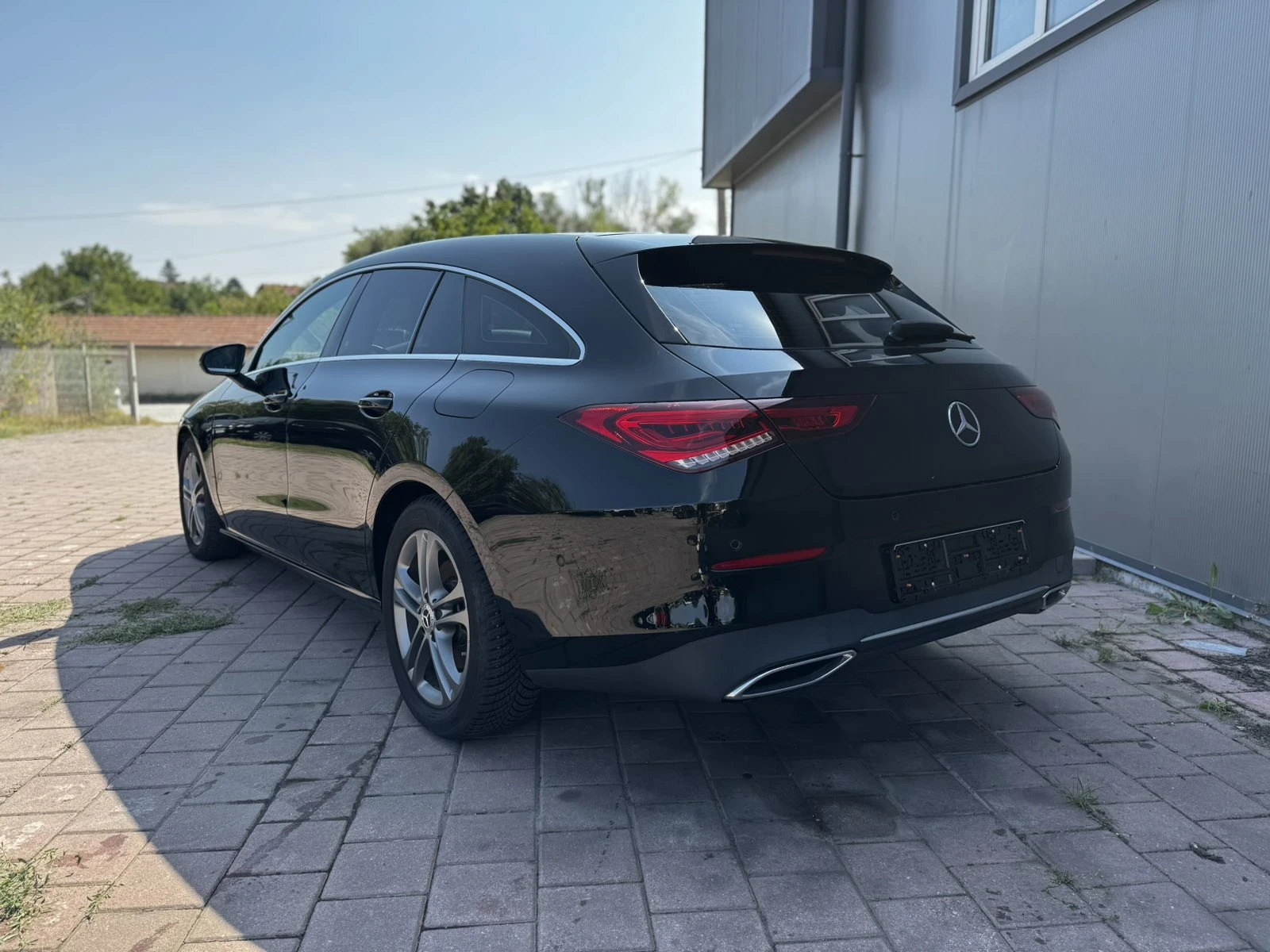 Mercedes-Benz CLA 180  - изображение 5
