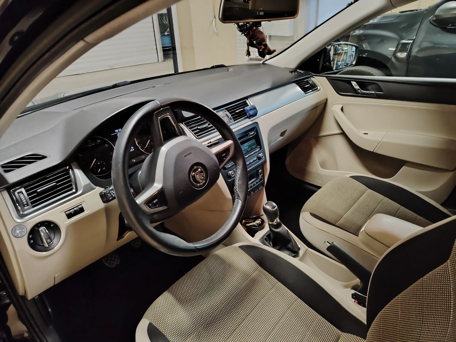 Skoda Rapid 1.2 MPI LPG BRC - изображение 9