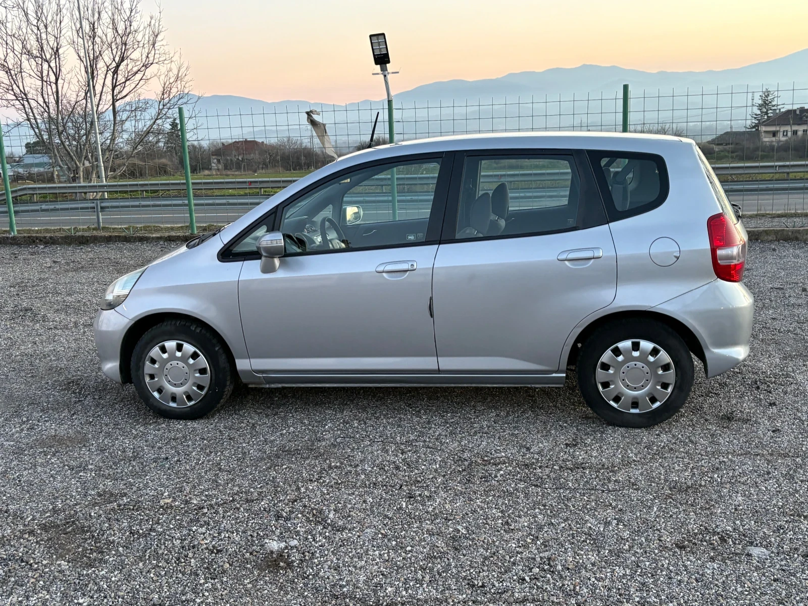 Honda Jazz  - изображение 8