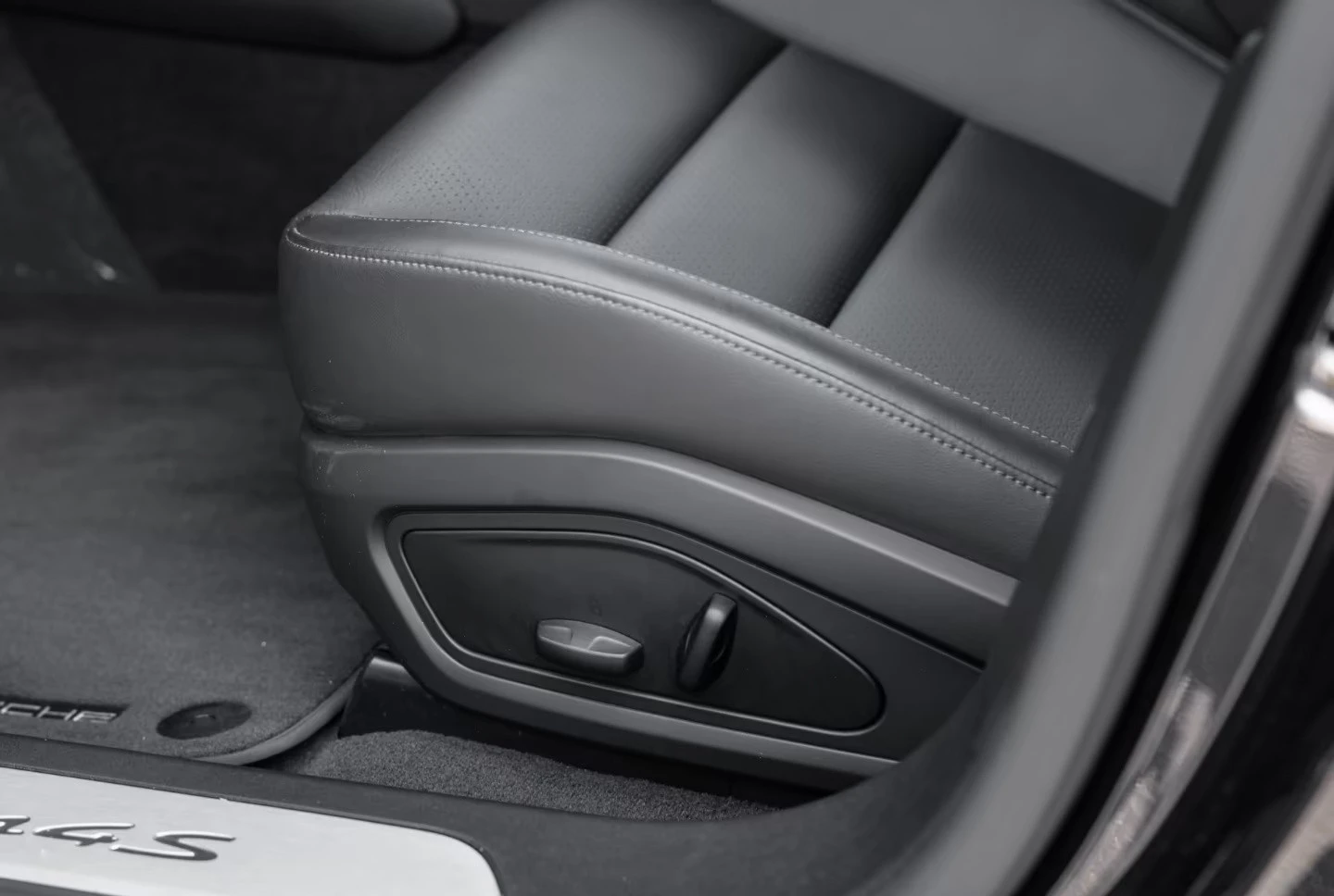 Porsche Taycan 4S PERFORMANCE LED CAMERA  | Mobile.bg � ����������� 13