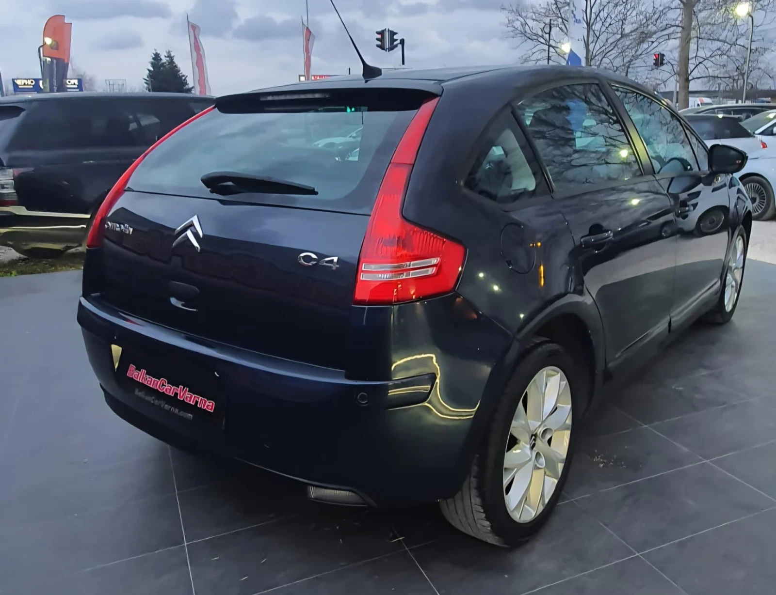 Citroen C4 1.6HDI Автоматик, снимка 6 - Автомобили и джипове - 54089542