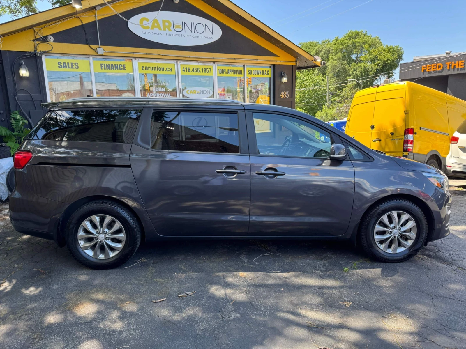 Kia Sedona | Mobile.bg � ����������� 2