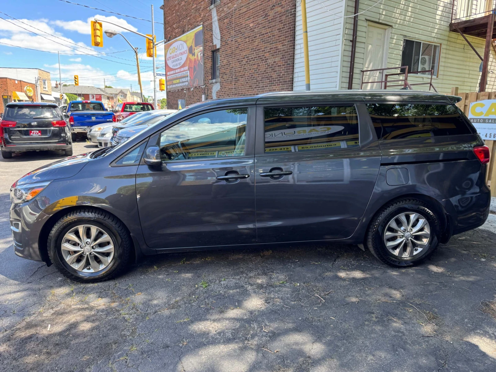 Kia Sedona | Mobile.bg � ����������� 14