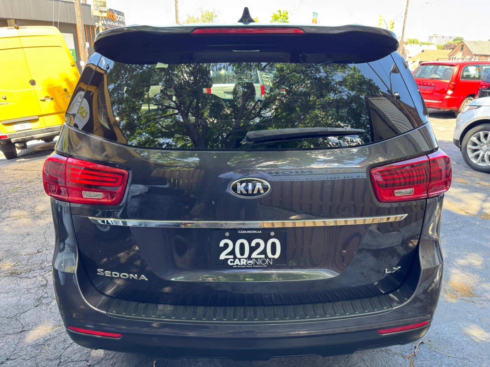 Kia Sedona | Mobile.bg � ����������� 4