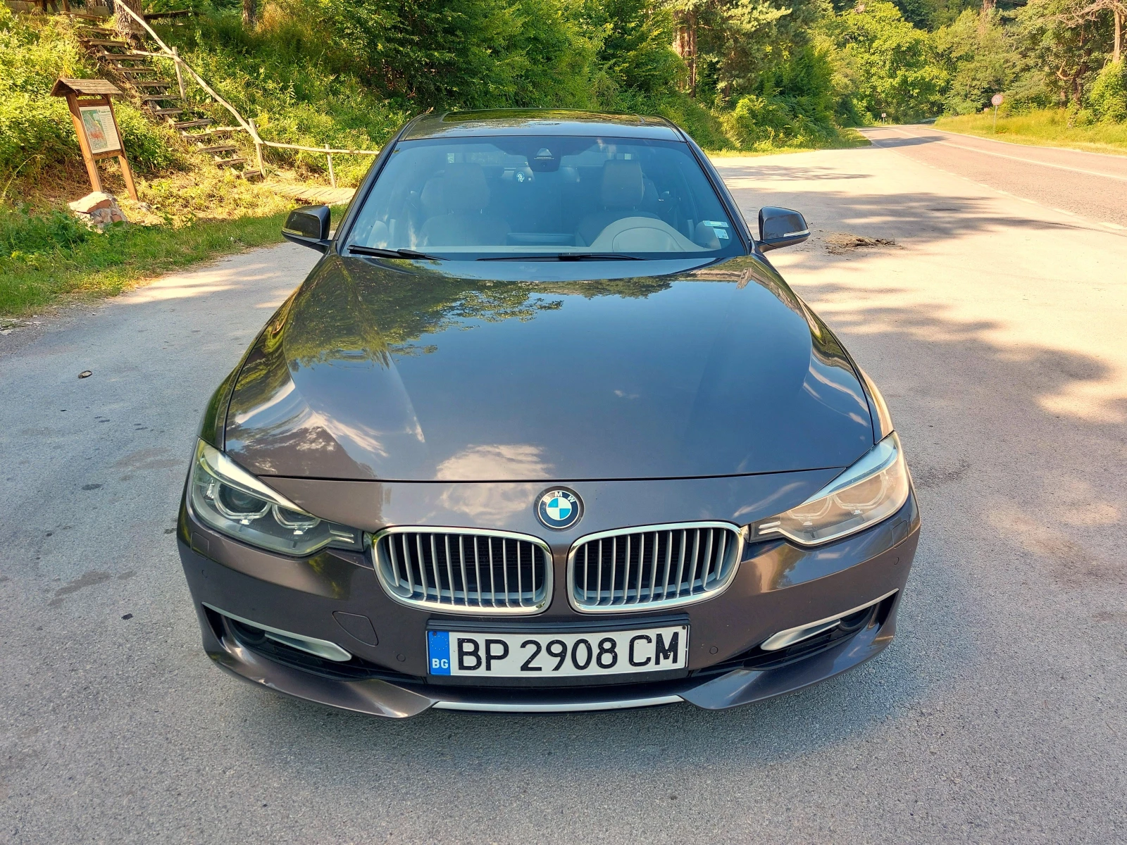 BMW 330 d ЗАДНО ПРЕДАВАНЕ, снимка 2 - Автомобили и джипове - 54286752