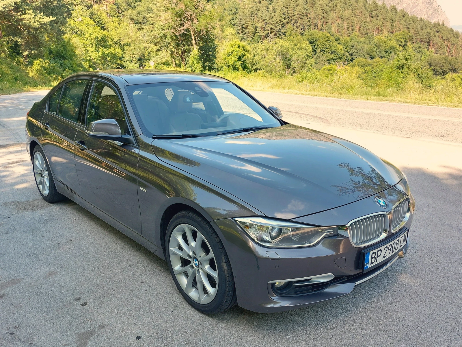 BMW 330 d ЗАДНО ПРЕДАВАНЕ, снимка 3 - Автомобили и джипове - 54286752