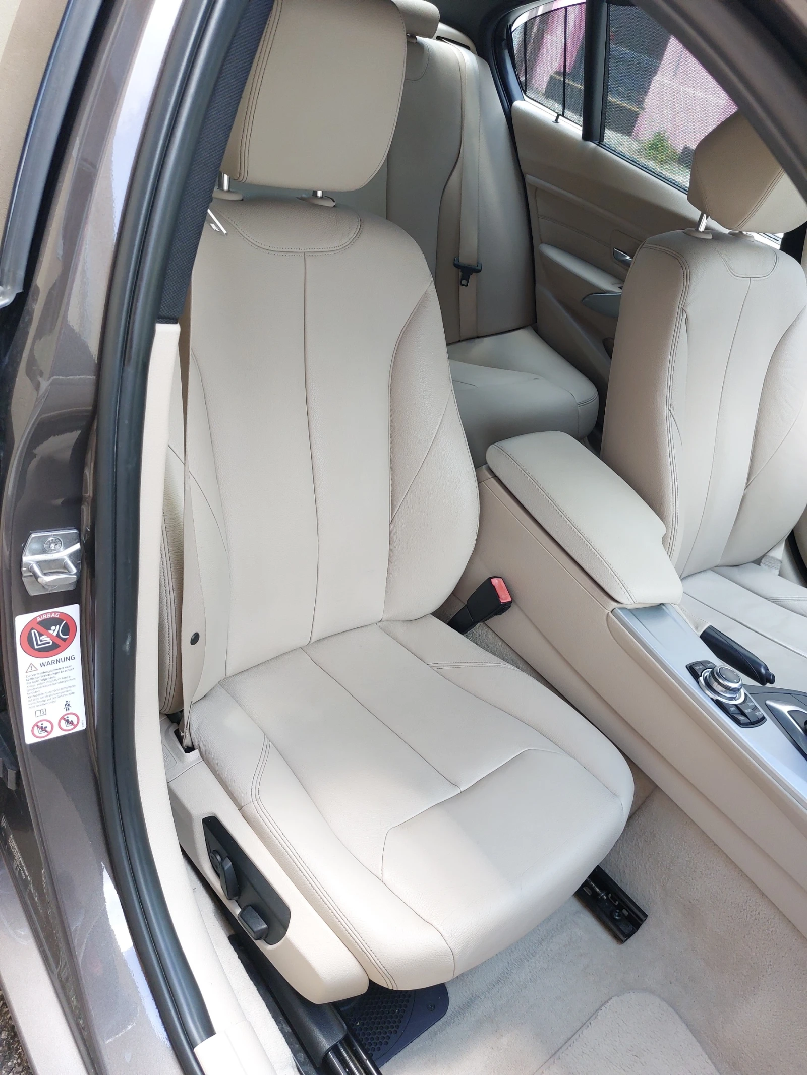 BMW 330 d ЗАДНО ПРЕДАВАНЕ, снимка 14 - Автомобили и джипове - 54286752