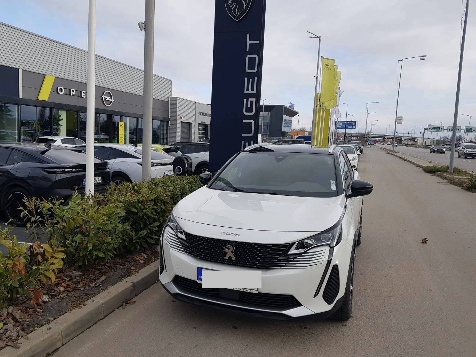 Peugeot 3008, снимка 4 - Автомобили и джипове - 54527575