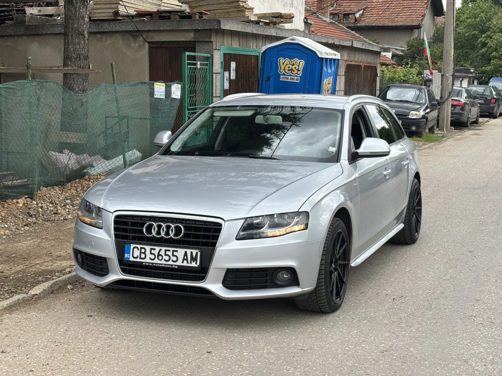 Audi A4 2, 0tdi* S line * 18ки джанти * ПЕРФЕКТЕН* ОБСЛУ