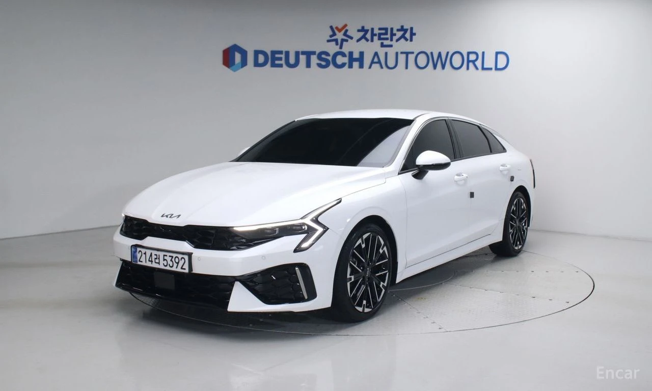 Kia K5 1.6* TURBO* PRESTIGE* ПОДГРЕВ* ОБДУХВАНЕ* КАМЕРА* 