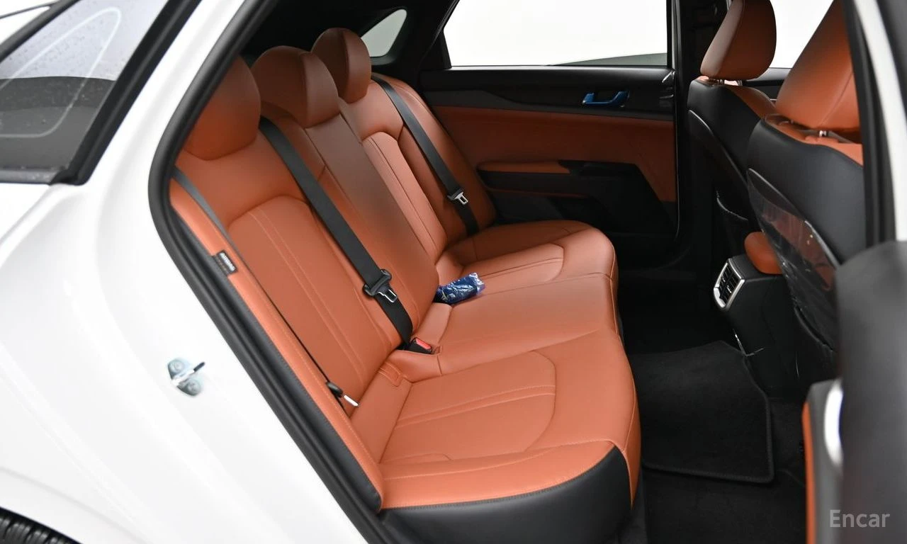 Kia K5 1.6* TURBO* PRESTIGE* ПОДГРЕВ* ОБДУХВАНЕ* КАМЕРА* , снимка 15 - Автомобили и джипове - 54807700
