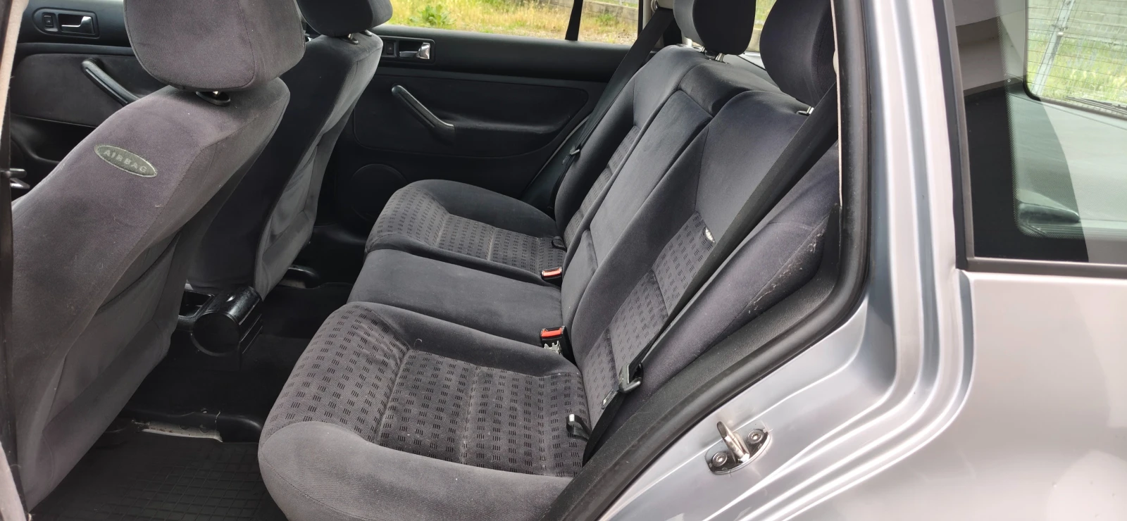 VW Golf 1.9 TDI 90к.с 4х4, снимка 11 - Автомобили и джипове - 54808587