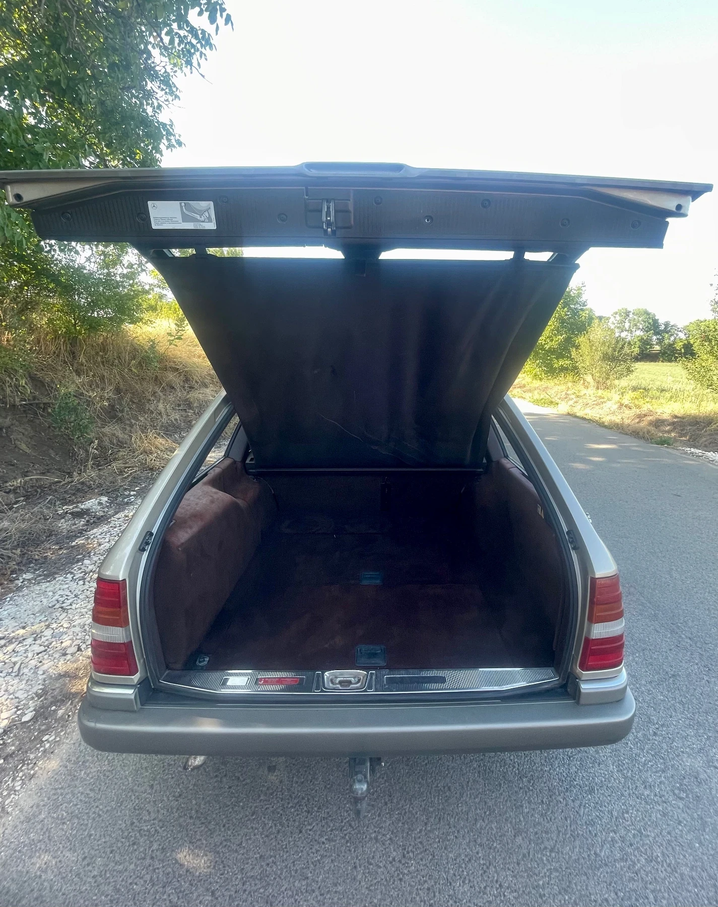 Mercedes-Benz 124, снимка 8 - Автомобили и джипове - 54874562