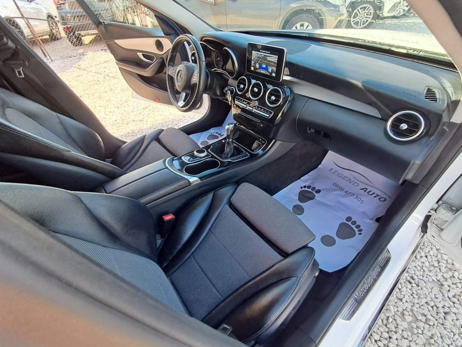 Mercedes-Benz C 220 2.2CDI AVANTGARDE, КАТО НОВА, ПАНОРАМА, НАВИГАЦИЯ, снимка 12 - Автомобили и джипове - 54883347