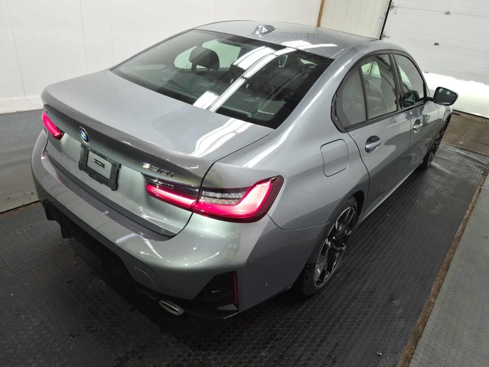 BMW 330 i xDrive * БЕЗ ИНЦИДЕНТИ * ДИГ ТАБЛО* CARFAX, снимка 4 - Автомобили и джипове - 54983310
