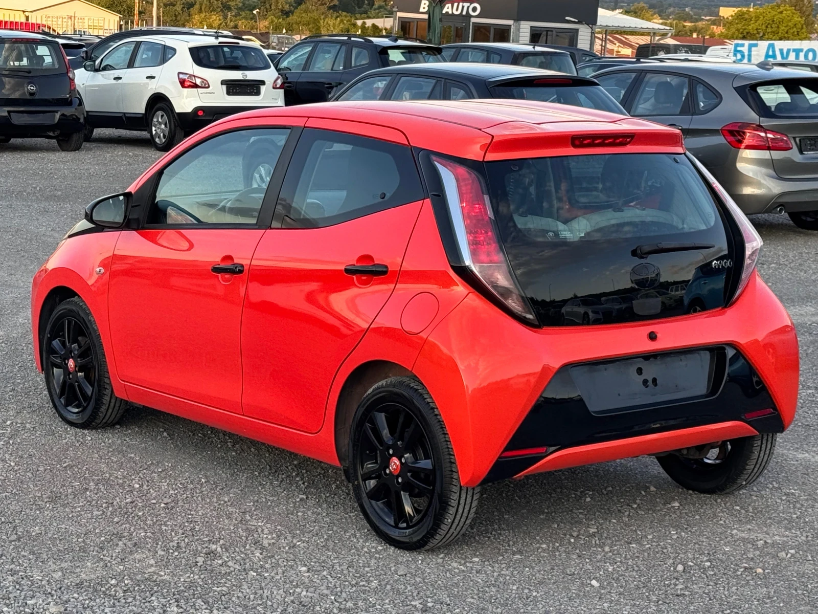 Toyota Aygo VVT-i Limited/Камера/Климатроник/Мултиволан/Медия, снимка 6 - Автомобили и джипове - 55225910
