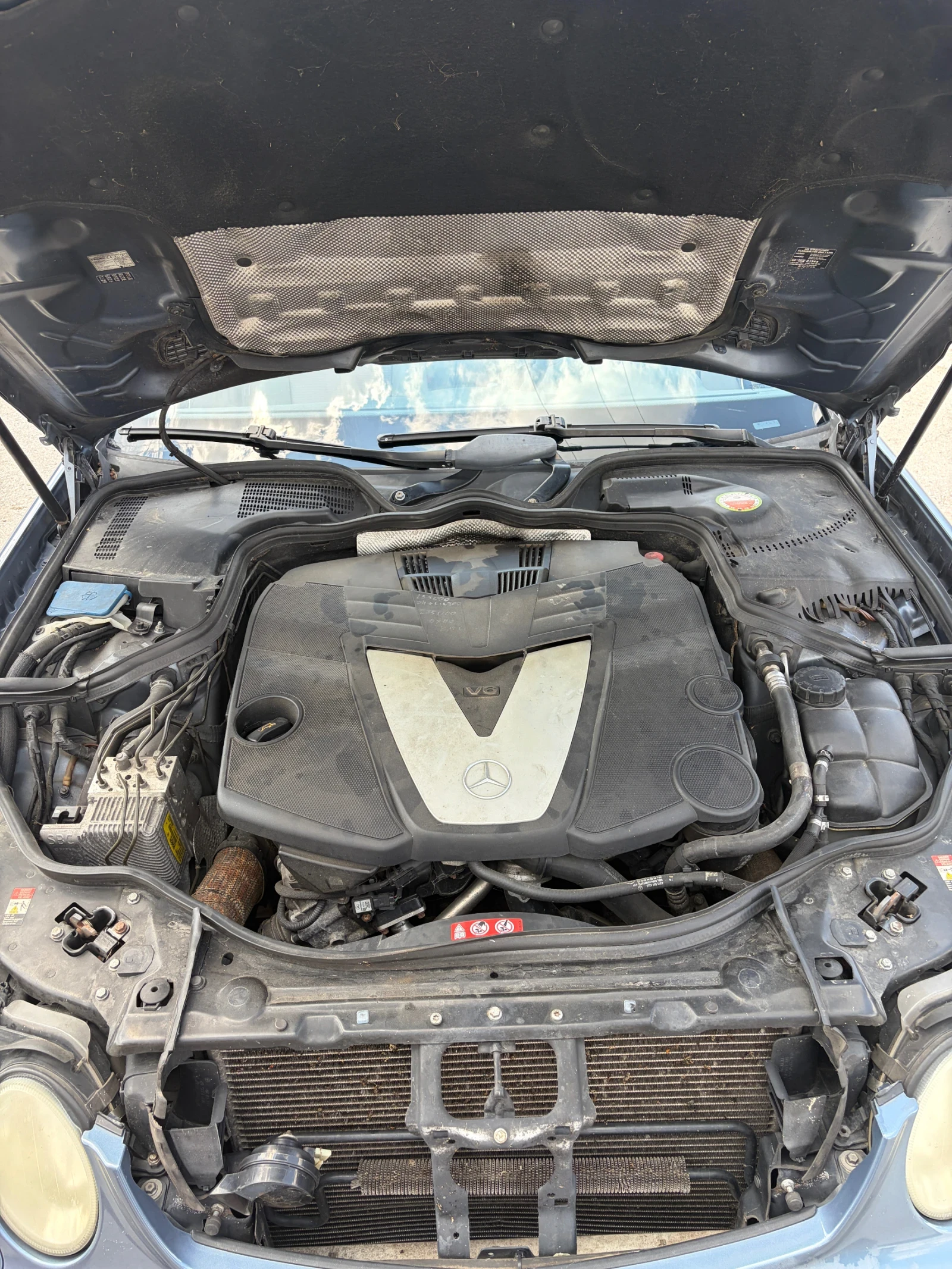 Mercedes-Benz E 280, снимка 9 - Автомобили и джипове - 55323605