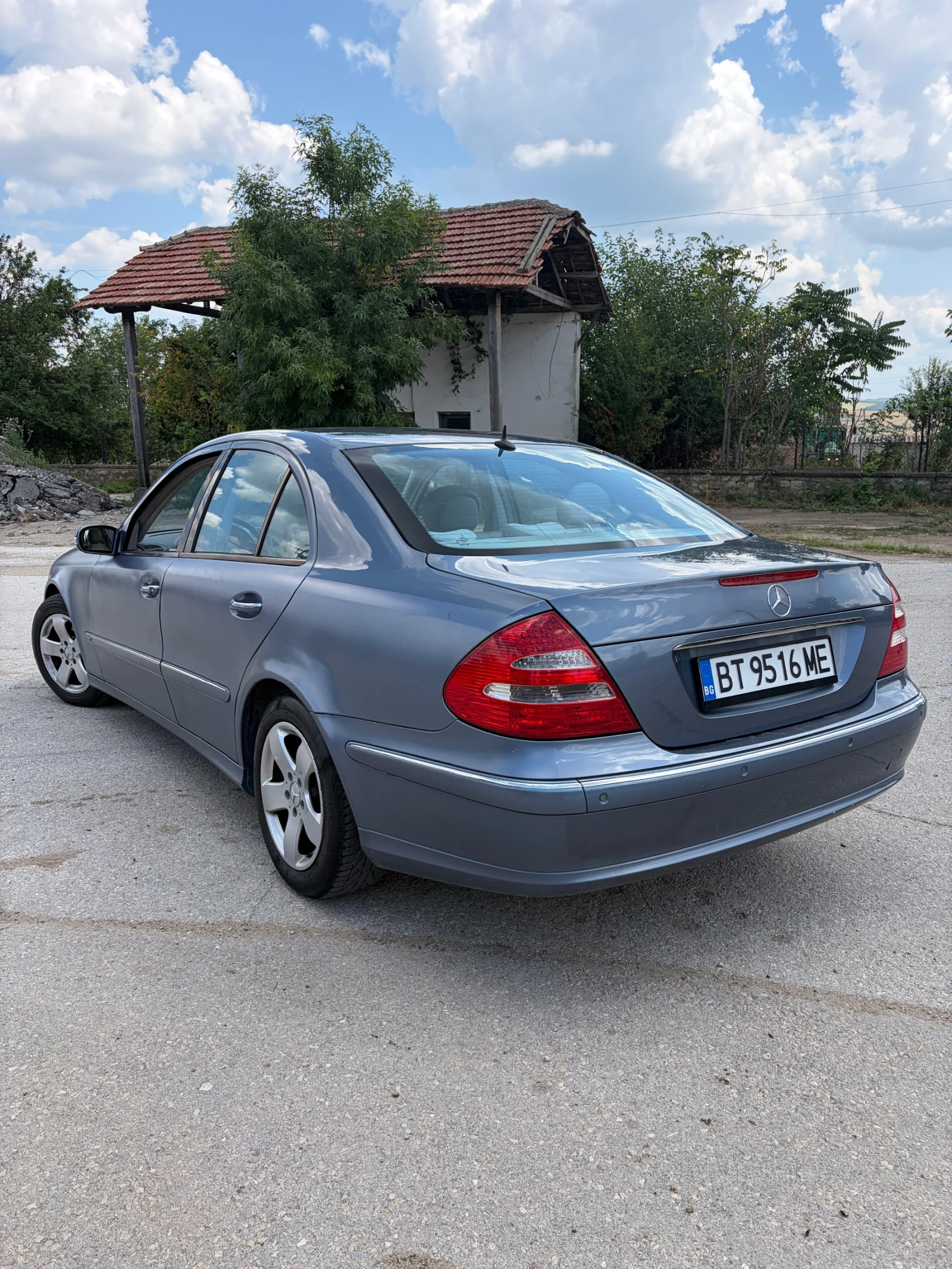 Mercedes-Benz E 280, снимка 4 - Автомобили и джипове - 55323605