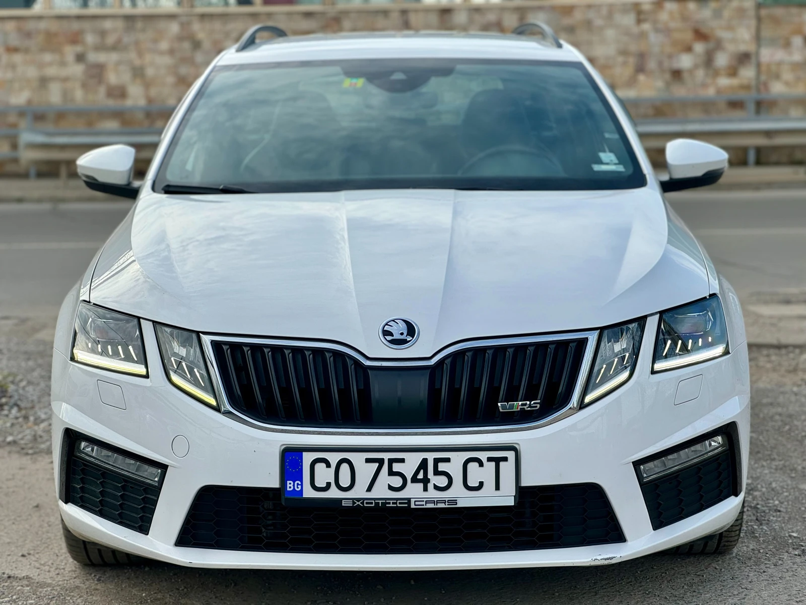 Skoda Octavia 2.0 TDI ! VRS !, снимка 2 - Автомобили и джипове - 55430991