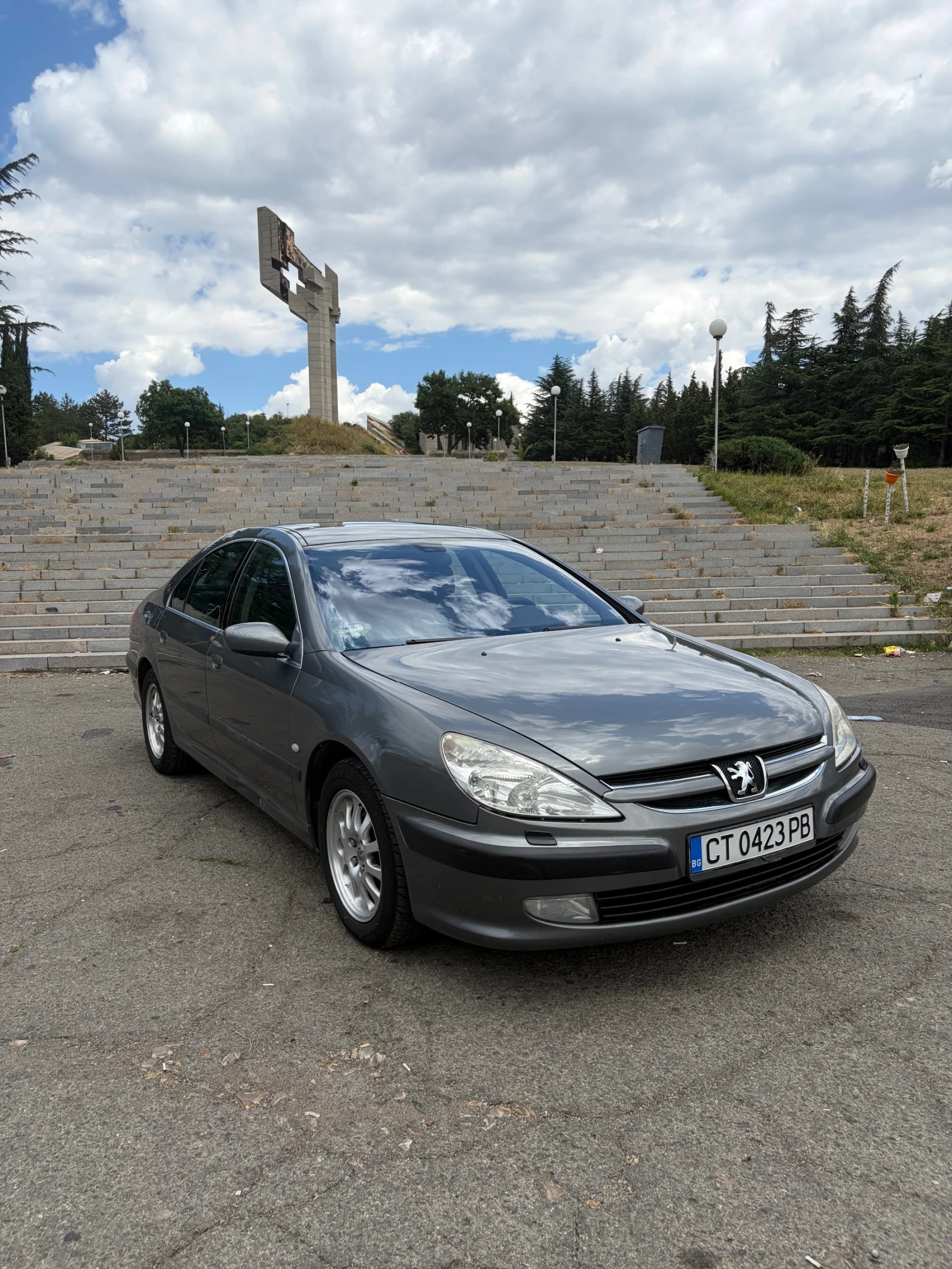 Peugeot 607