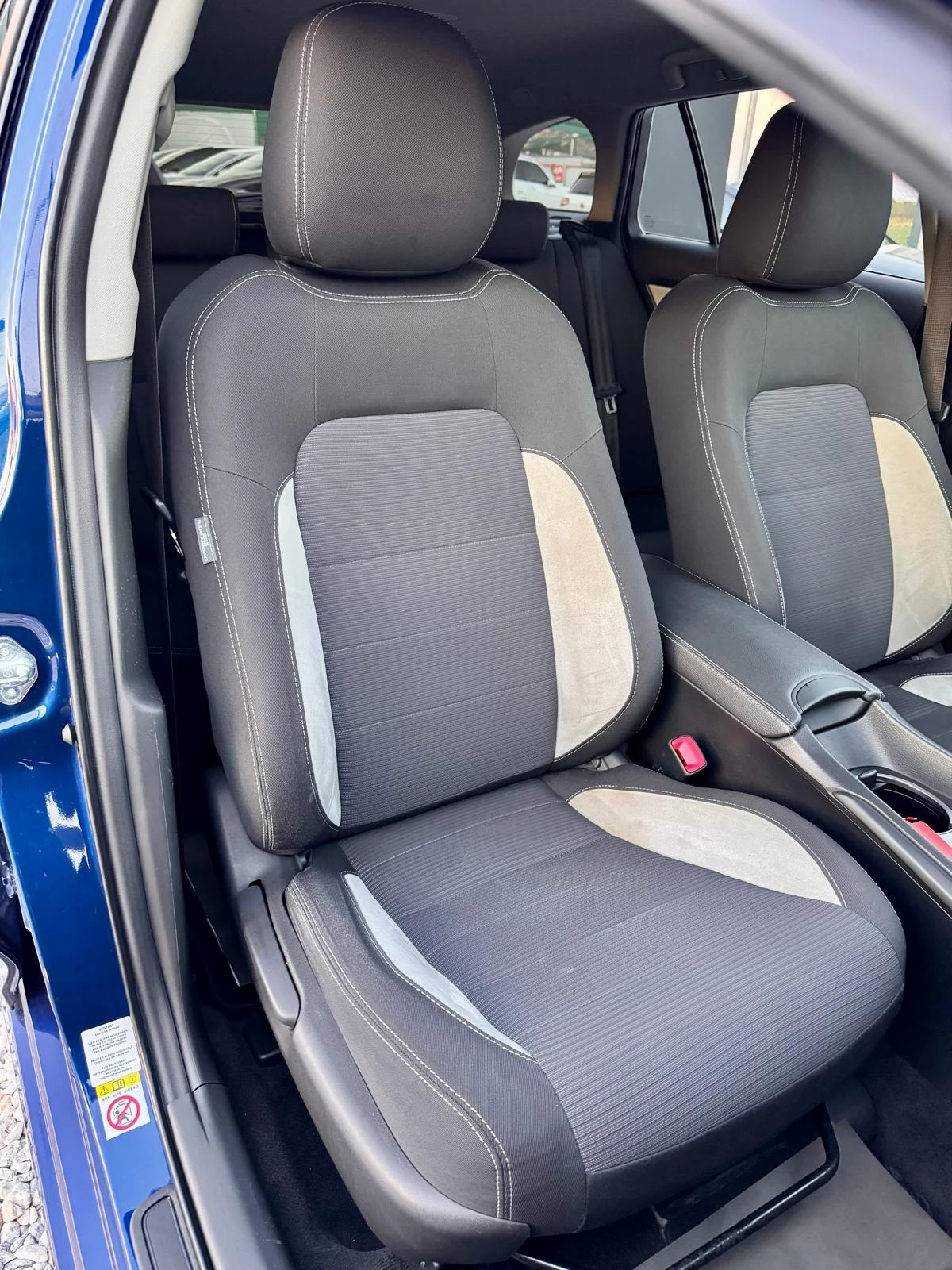 Toyota Avensis 1.8VVT-i::Executive::Facelift, снимка 12 - Автомобили и джипове - 55500290