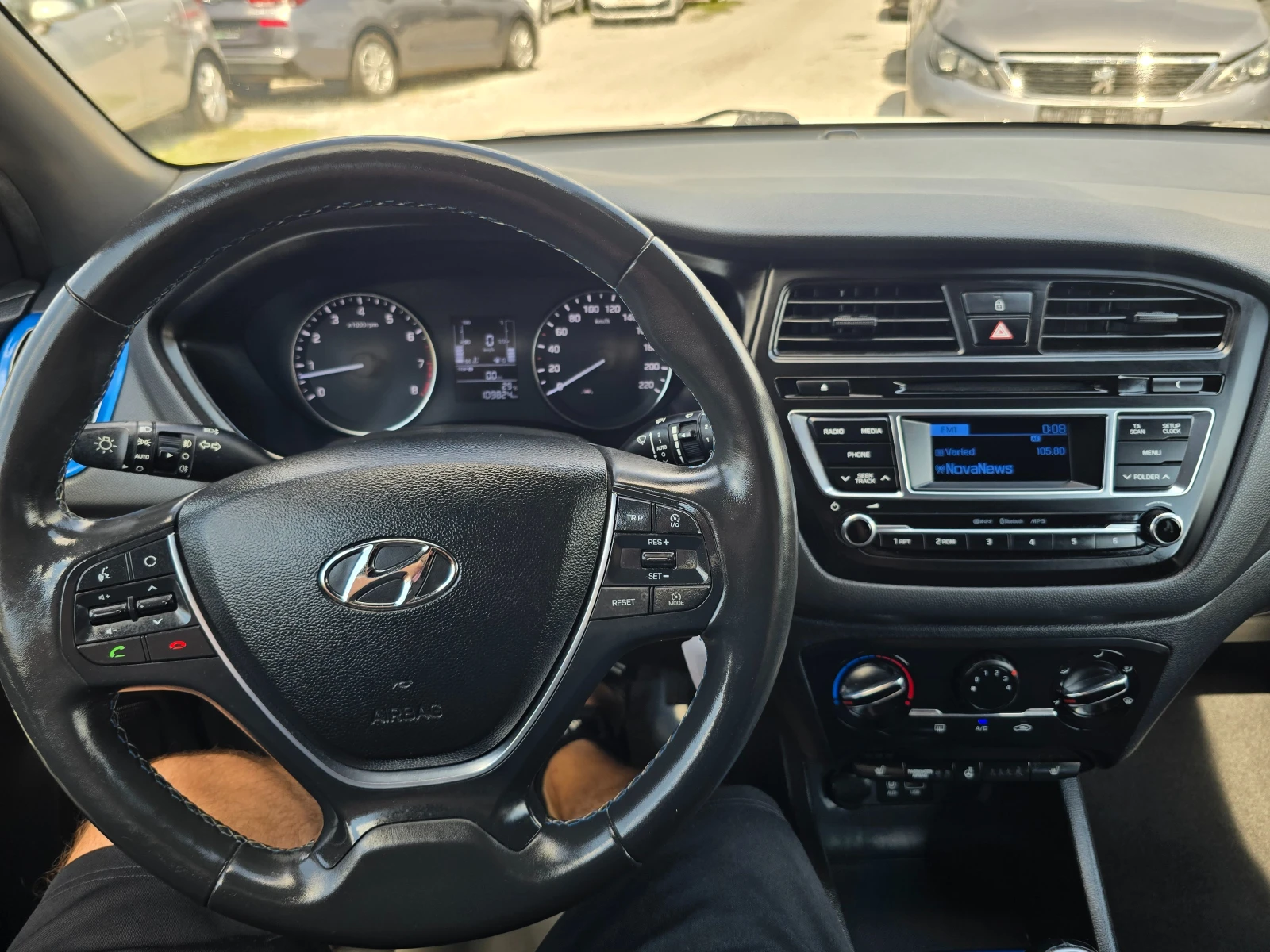 Hyundai I20 1.2i-85k.c-EURO-6, снимка 13 - Автомобили и джипове - 55546782