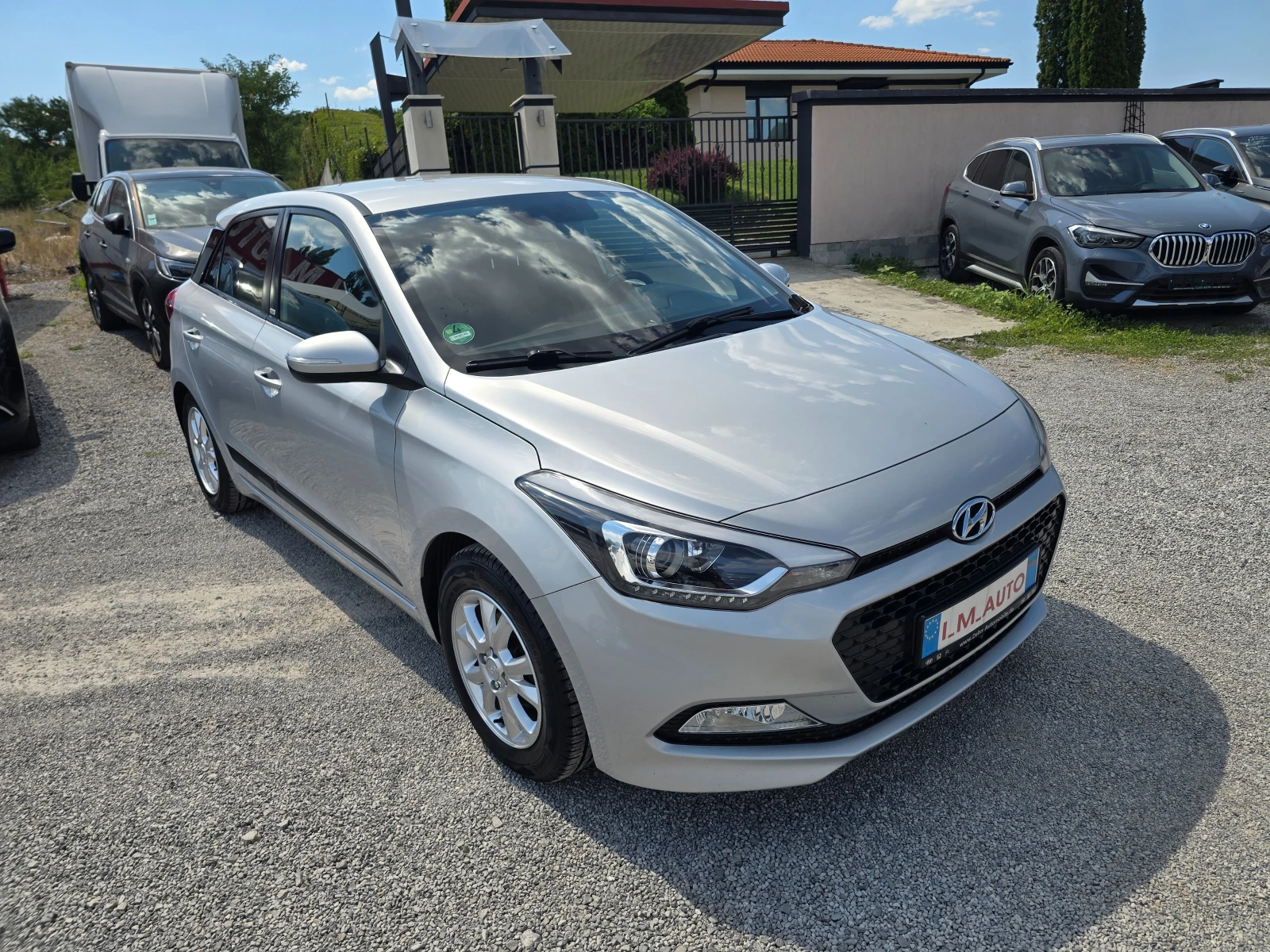 Hyundai I20 1.2i-85k.c-EURO-6, снимка 3 - Автомобили и джипове - 55546782