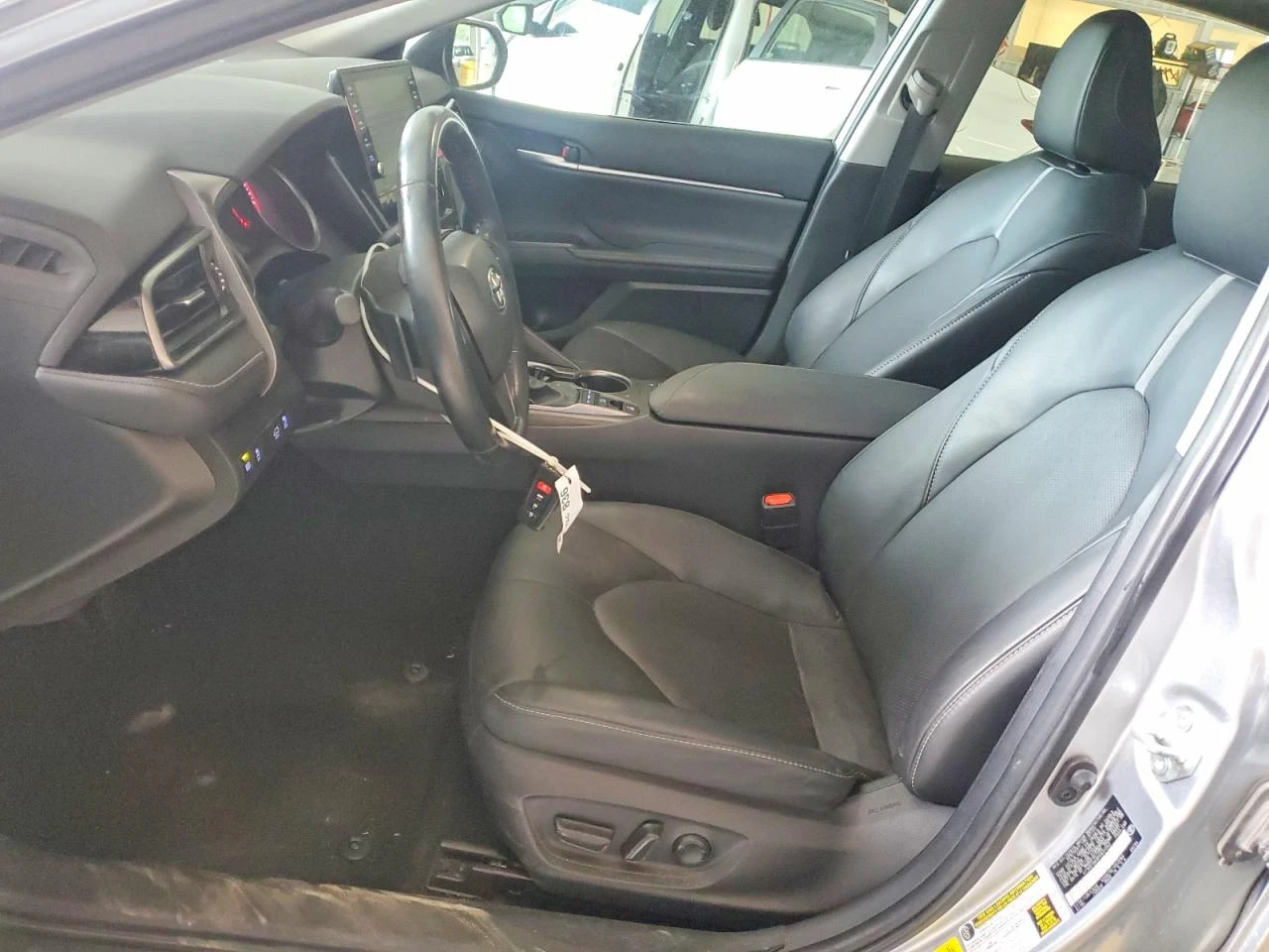 Toyota Camry 2.5l Xse, снимка 7 - Автомобили и джипове - 56076105